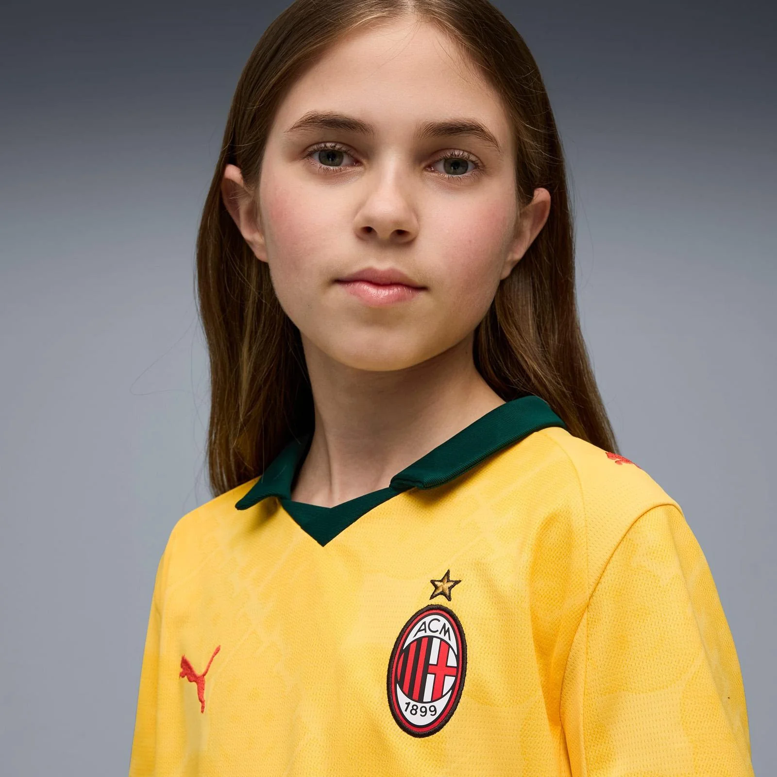 117-puma-ac-milan-football-2025-26-kids-regular-fit-third-jersey-5.webp Puma AC Milan Football 2025/26 Kids Regular-Fit Third Jersey