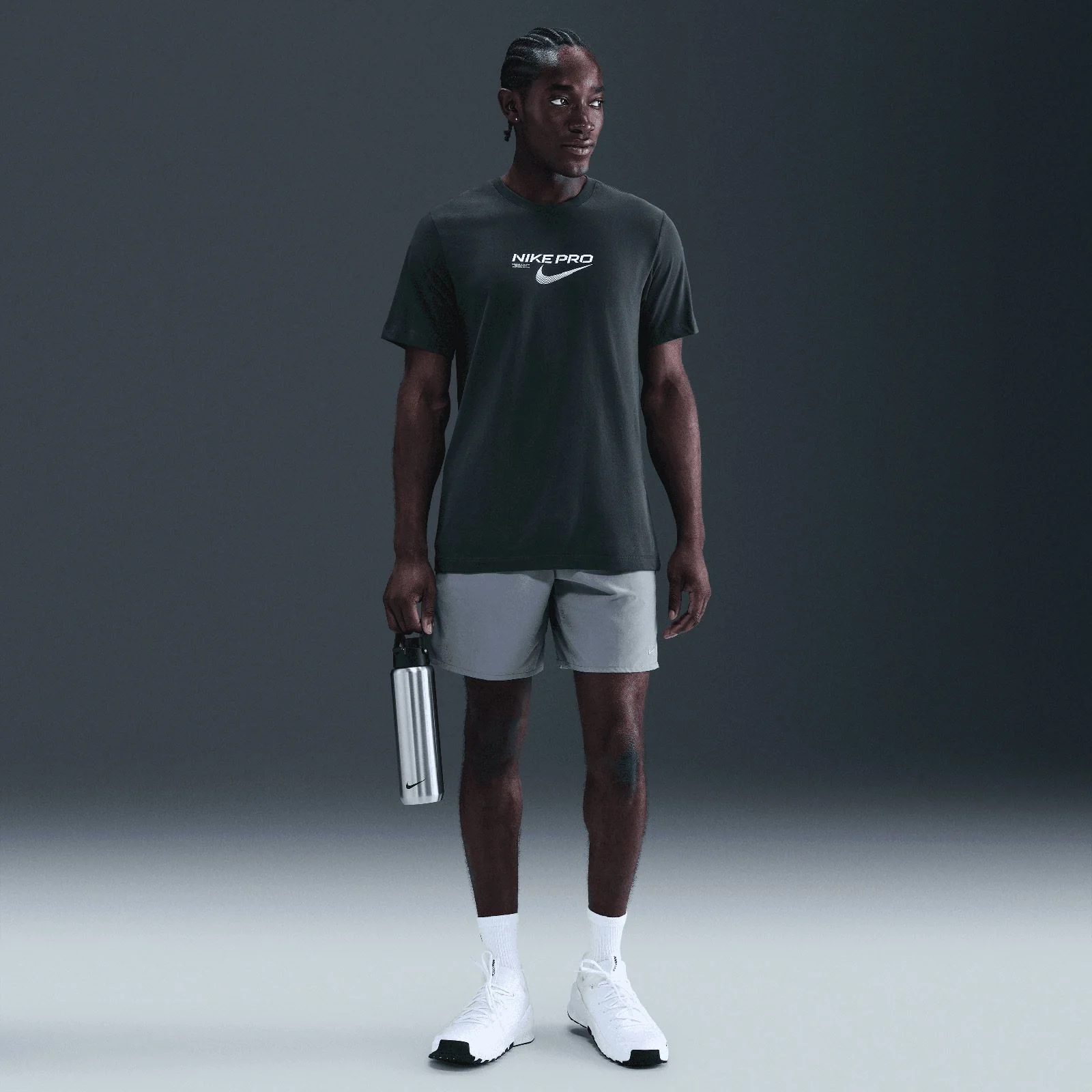12154-nike-mens-dri-fit-training-t-shirt-6.webp Nike Mens Dri-FIT Training T-Shirt