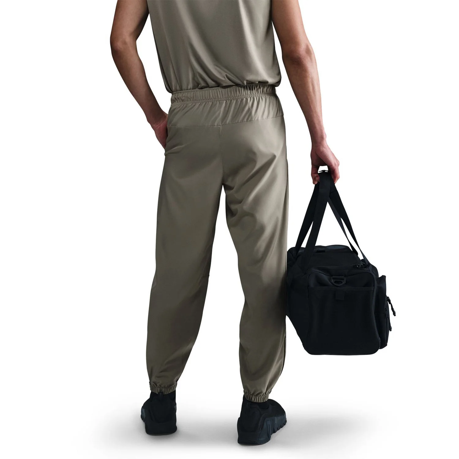 Nike Form Mens Dri-FIT Tapered Versatile Pants