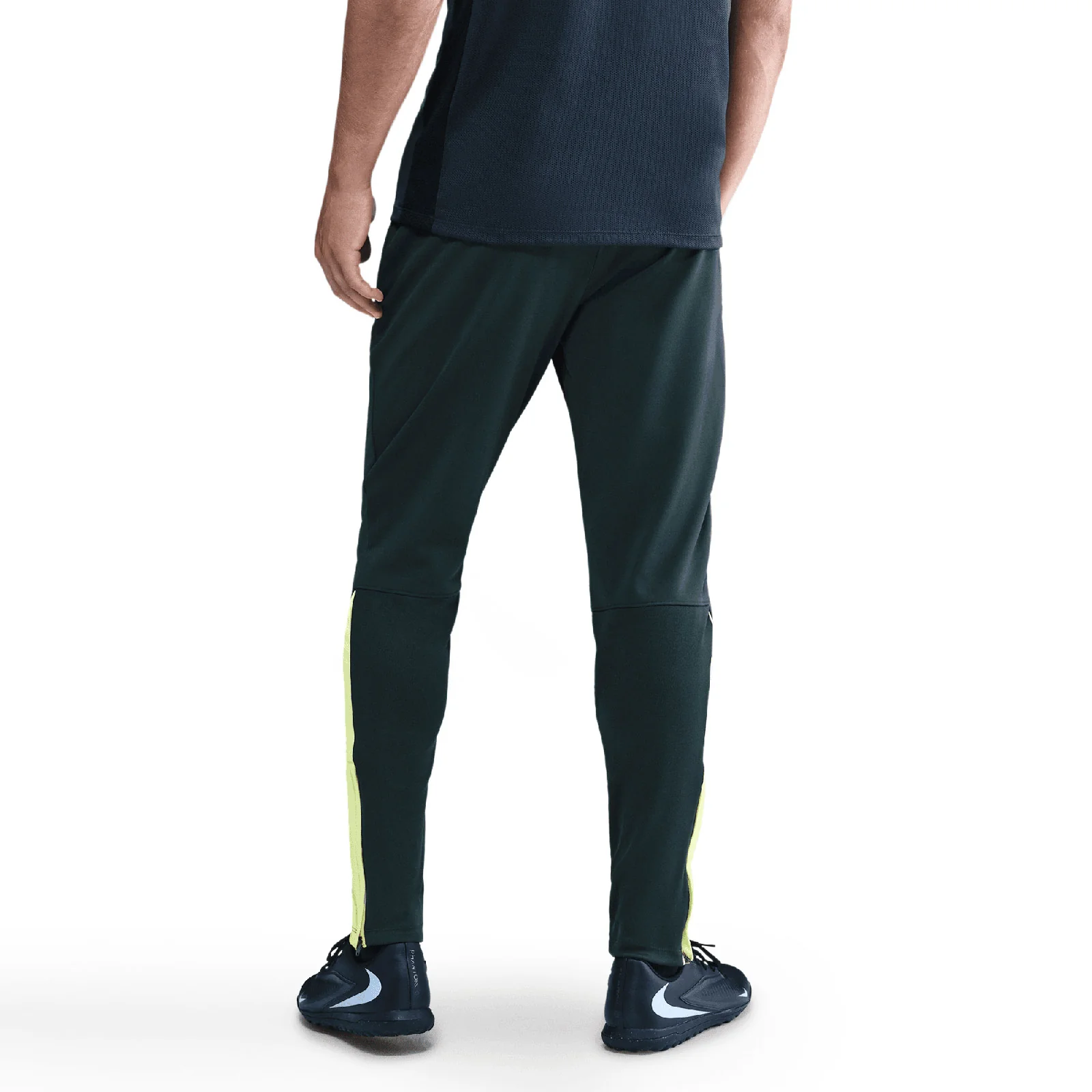 13442-nike-academy-winter-warrior-mens-therma-fit-soccer-pants-2.webp Nike Academy Winter Warrior Mens Therma-FIT Soccer Pants