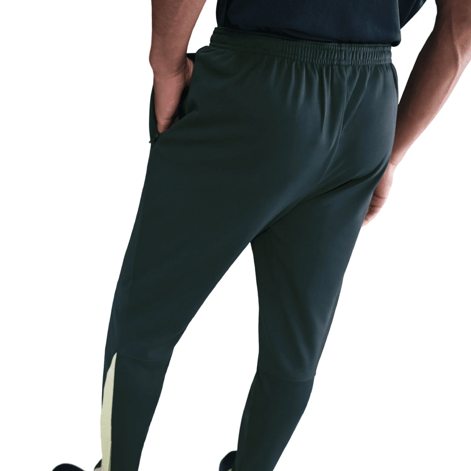 13442-nike-academy-winter-warrior-mens-therma-fit-soccer-pants-4.webp Nike Academy Winter Warrior Mens Therma-FIT Soccer Pants