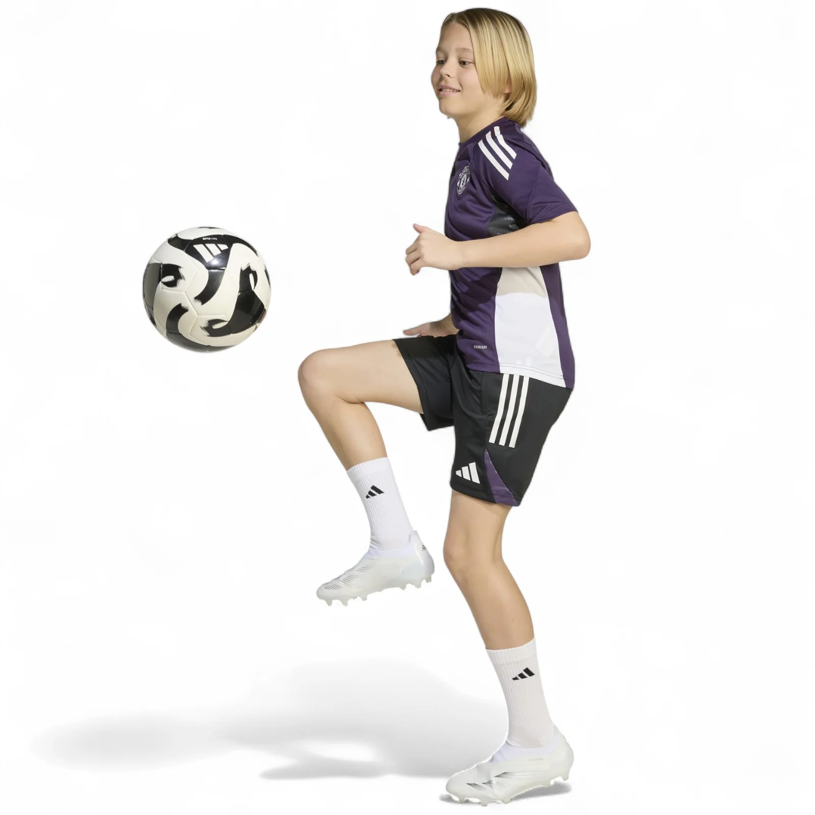 1410-adidas-manchester-united-football-2025-26-kids-short-8.webp adidas Manchester United Football 2025/26 Kids Short