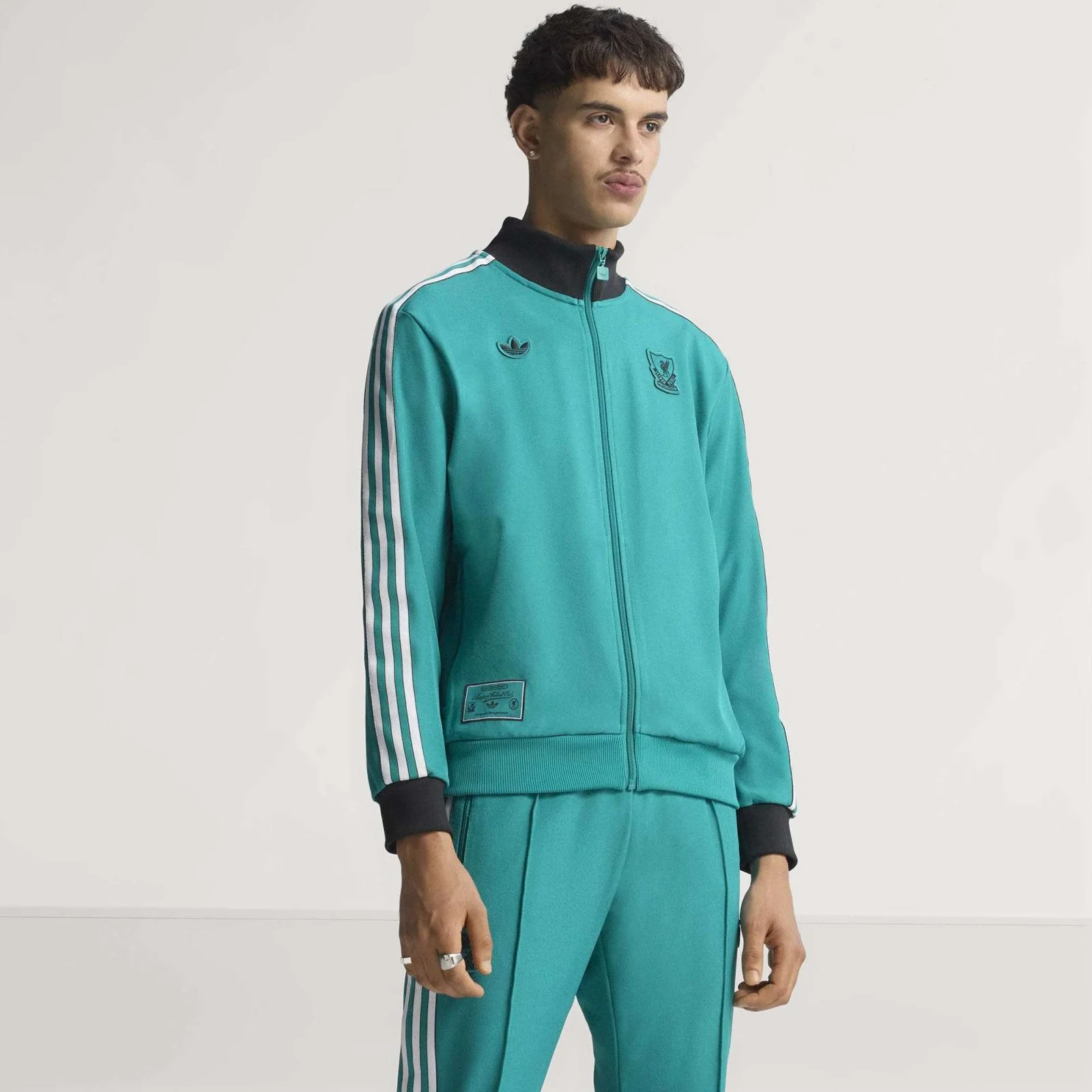 1447-adidas-liverpool-football-2025-26-adults-full-zip-track-top-6.webp adidas Liverpool Football 2025/26 Adults Full-Zip Track Top