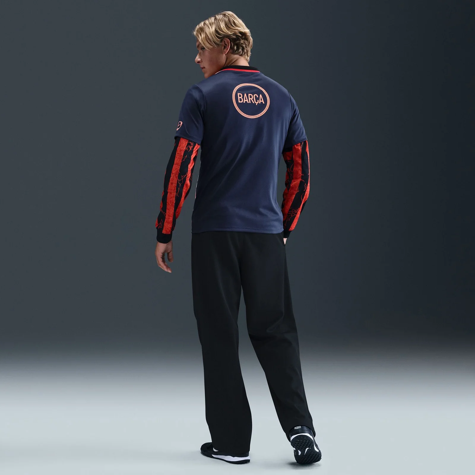 14723-nike-fc-barcelona-academy-pro-2025-third-dri-fit-soccer-pre-match-top-7.webp Nike FC Barcelona Academy Pro 2025 Third Dri-FIT Soccer Pre-Match Top