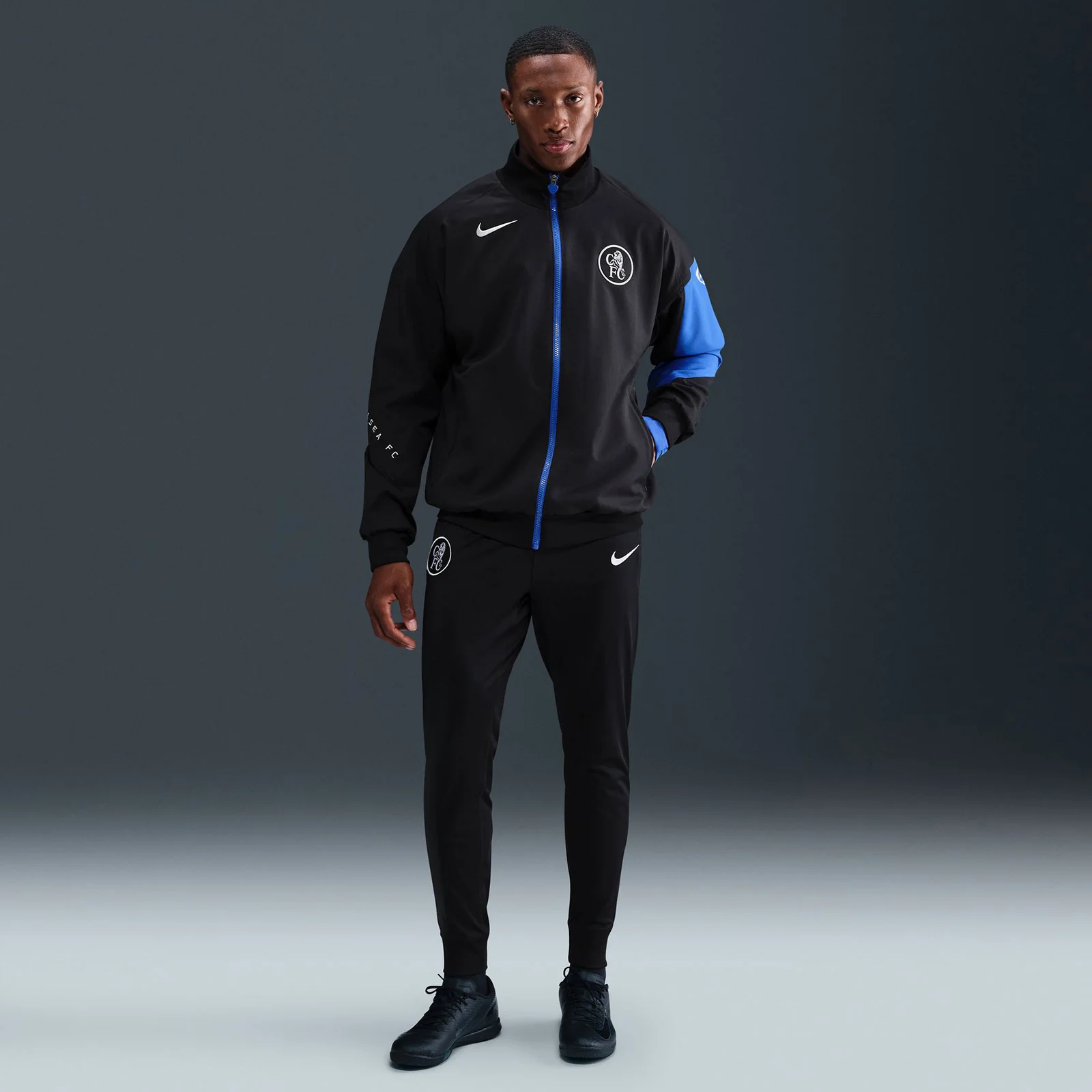 17002-nike-chelsea-fc-strike-third-mens-dri-fit-total-90-soccer-anthem-jacket-7.webp Nike Chelsea FC Strike Third Mens Dri-FIT Total 90 Soccer Anthem Jacket