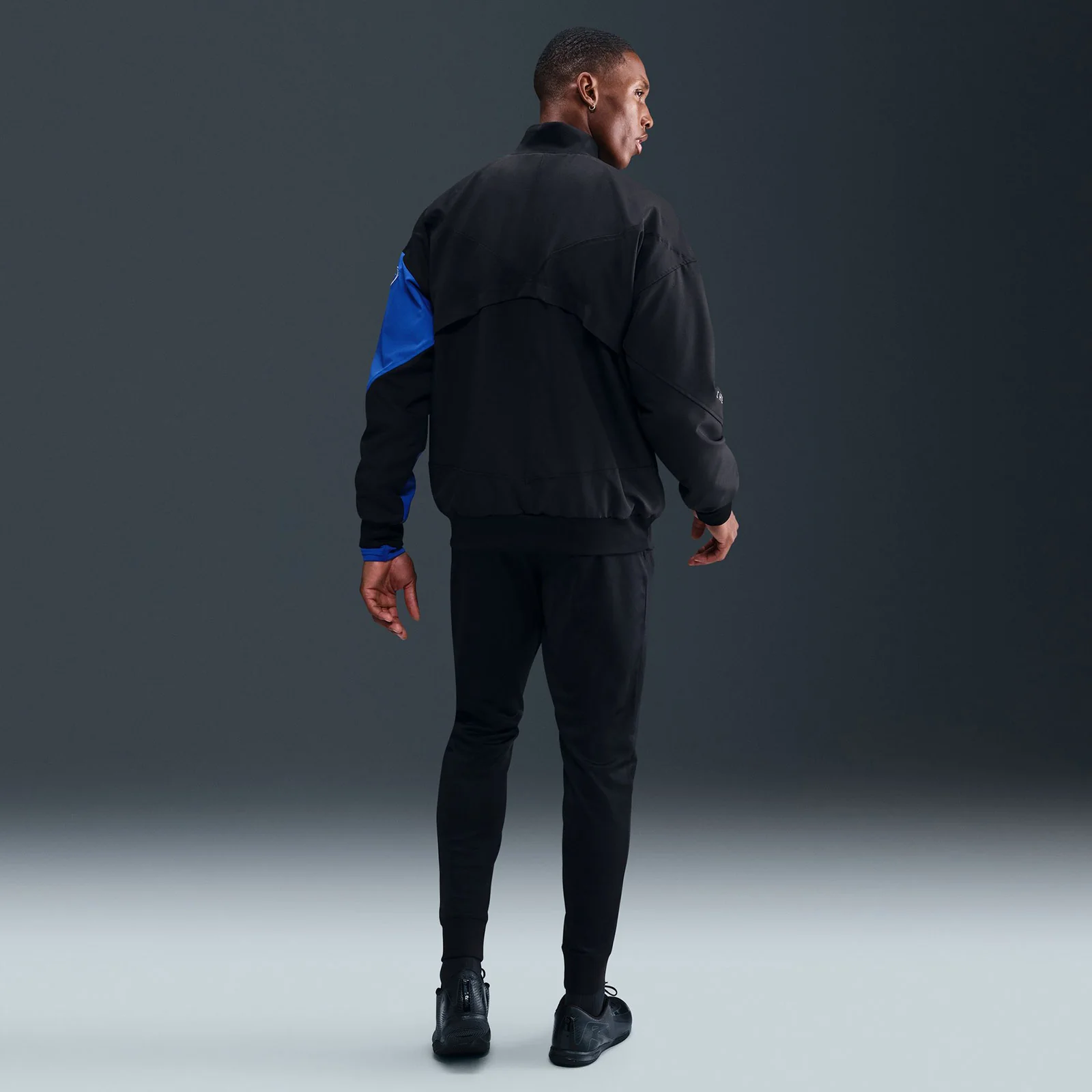 17002-nike-chelsea-fc-strike-third-mens-dri-fit-total-90-soccer-anthem-jacket-8.webp Nike Chelsea FC Strike Third Mens Dri-FIT Total 90 Soccer Anthem Jacket