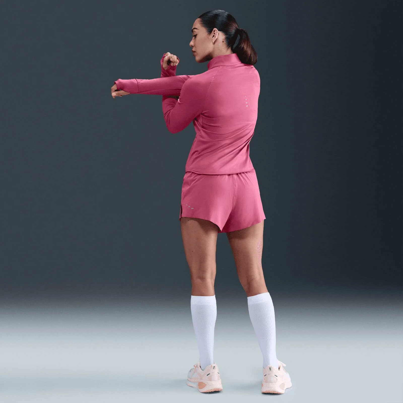 17285-nike-swift-womens-dri-fit-uv-half-zip-running-top-8.webp Nike Swift Womens Dri-FIT UV Half Zip Running Top