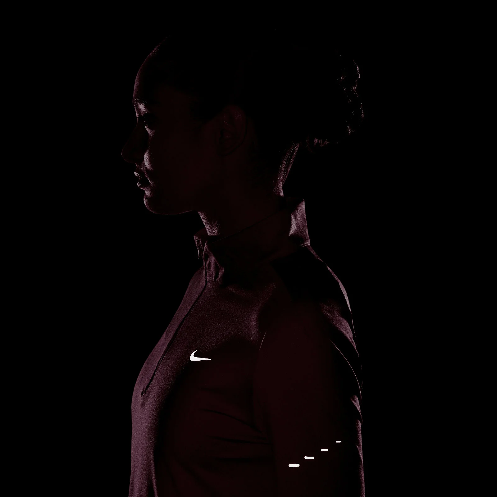 17285-nike-swift-womens-dri-fit-uv-half-zip-running-top-9.webp Nike Swift Womens Dri-FIT UV Half Zip Running Top