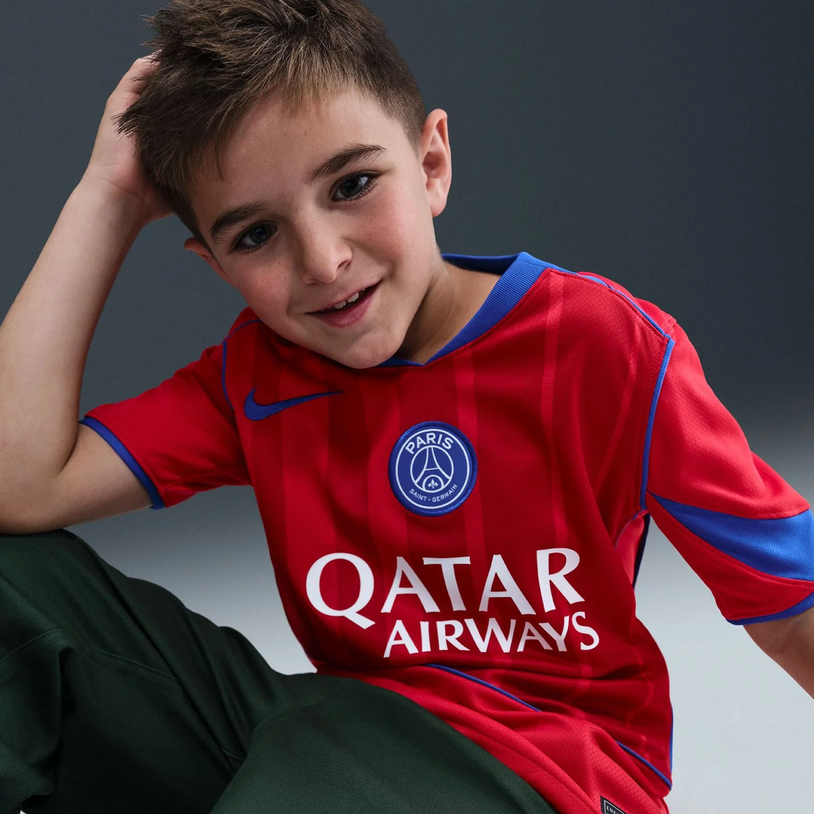 18854-nike-paris-saint-germain-2025-26-stadium-third-kids-dri-fit-total-90-soccer-replica-jersey-3.webp Nike Paris Saint-Germain 2025/26 Stadium Third Kids Dri-FIT Total 90 Soccer Replica Jersey