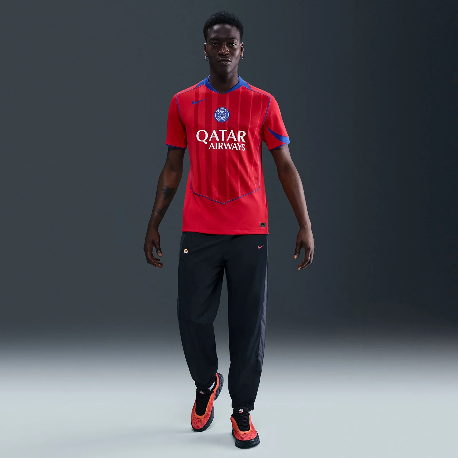 18874-nike-paris-saint-germain-2025-26-stadium-third-mens-dri-fit-total-90-soccer-replica-jersey-6.webp Nike Paris Saint-Germain 2025/26 Stadium Third Mens Dri-FIT Total 90 Soccer Replica Jersey