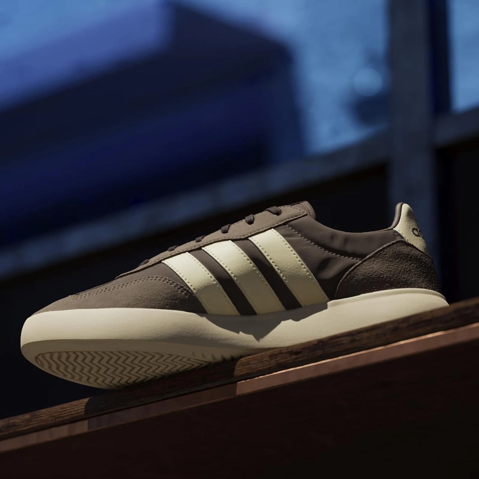 1929-adidas-mens-barreda-decode-brown-white-10.webp adidas Mens BARREDA DECODE Brown/White
