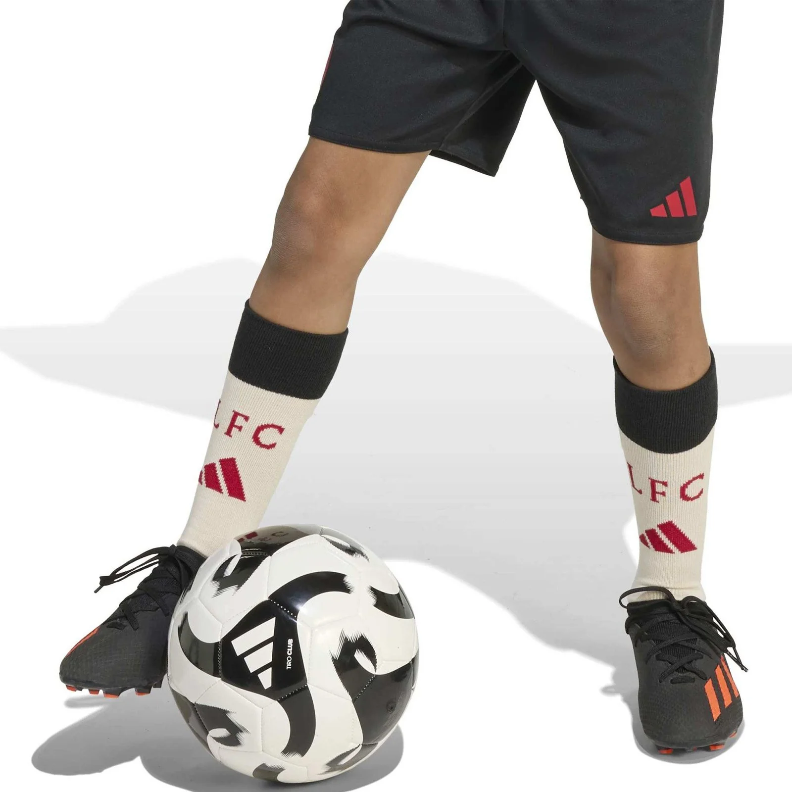 2020-adidas-liverpool-fc-2025-26-away-kids-mini-kit-7.webp adidas Liverpool FC 2025/26 Away Kids Mini Kit