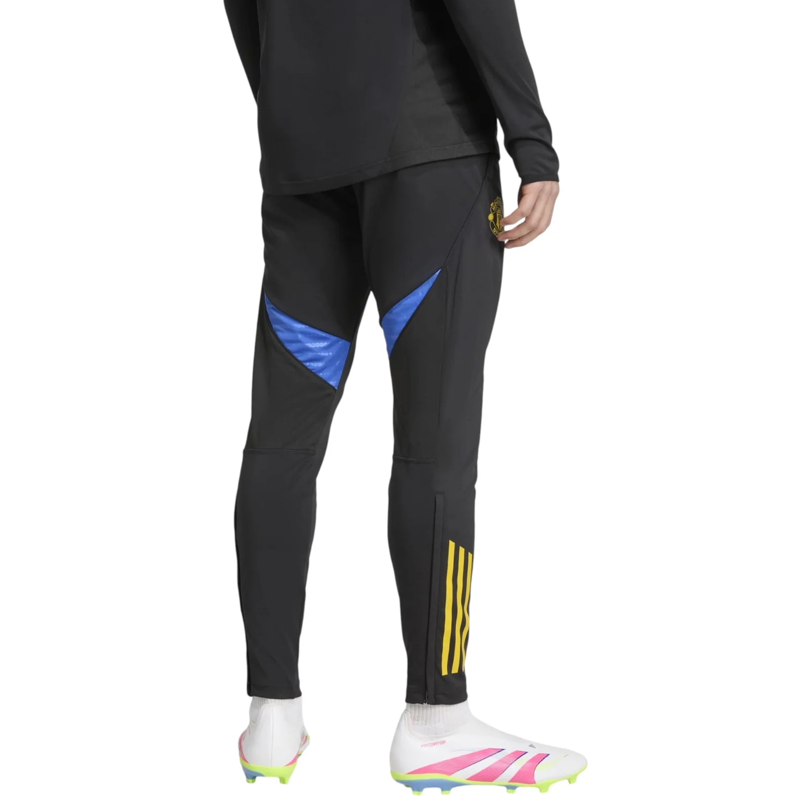 2234-adidas-manchester-utd-football-eu-tiro-2025-26-training-pant-2.webp adidas Manchester Utd Football EU Tiro 2025/26 Training Pant