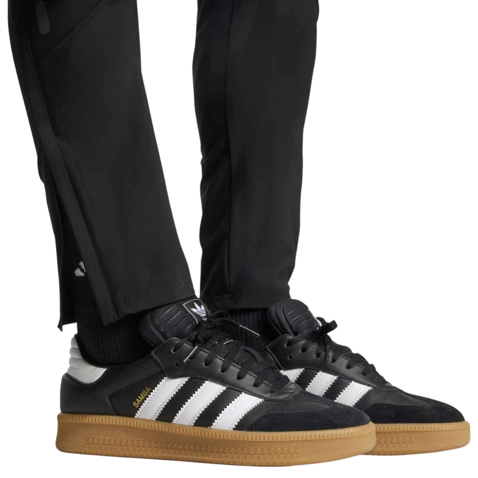 2478-adidas-manchester-united-football-2025-26-adults-travel-pant-5.webp adidas Manchester United Football 2025/26 Adults Travel Pant