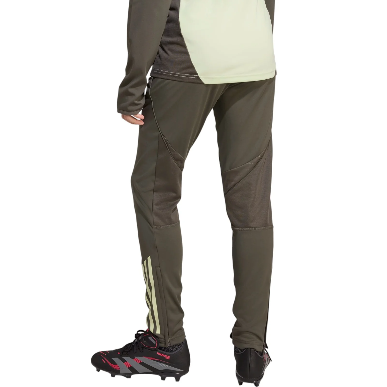 2590-adidas-real-madrid-football-2025-26-kids-training-pant-2.webp adidas Real Madrid Football 2025/26 Kids Training Pant