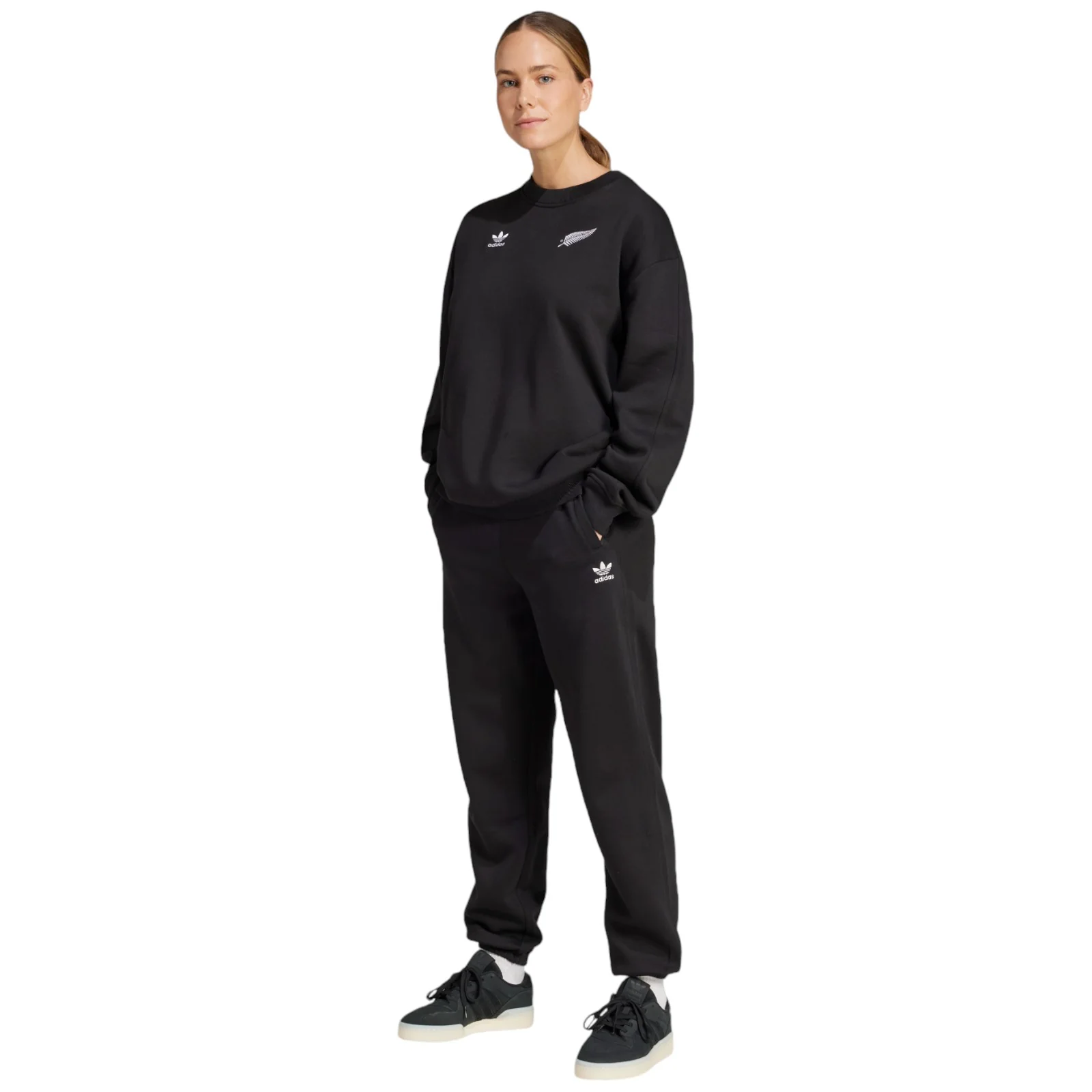 2855-adidas-all-blacks-essentials-rugby-crew-sweatshirt-6.webp adidas All Blacks Essentials Rugby Crew Sweatshirt