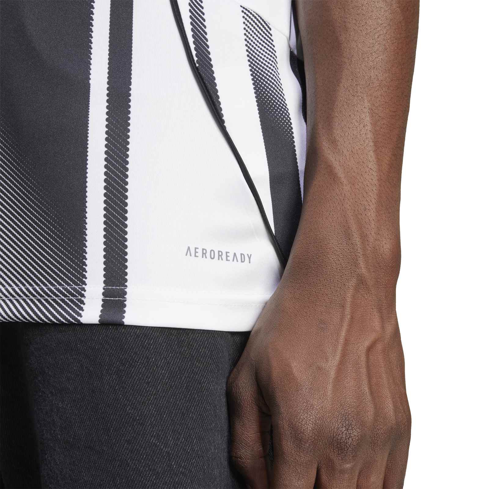 3165-adidas-juventus-football-2025-26-adults-home-jersey-6.jpg adidas Juventus Football 2025/26 Adults Home Jersey
