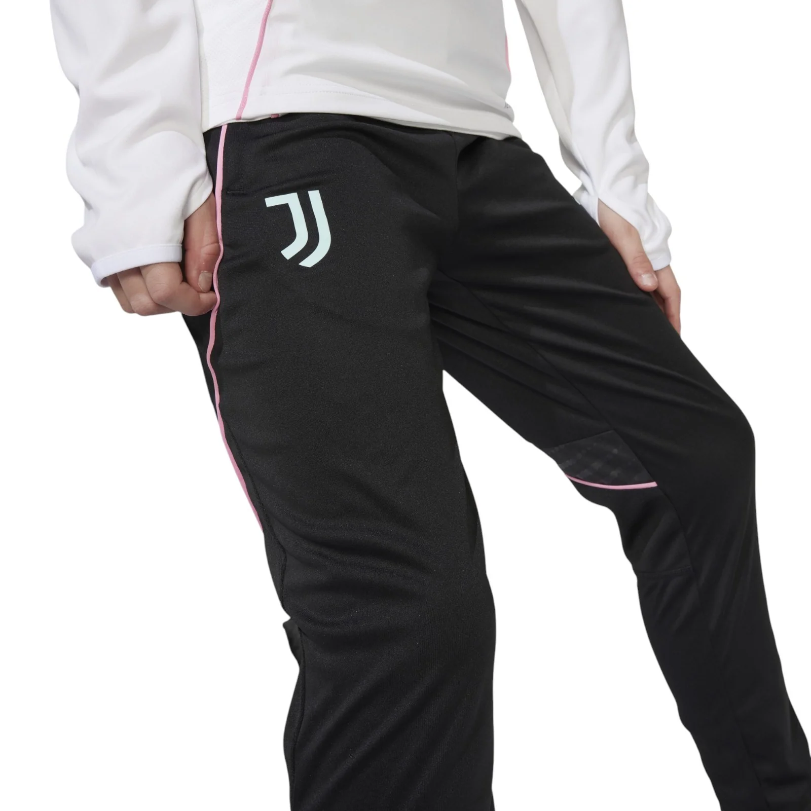 4132-adidas-juventus-football-kids-2025-26-training-pant-3.webp adidas Juventus Football Kids 2025/26 Training Pant