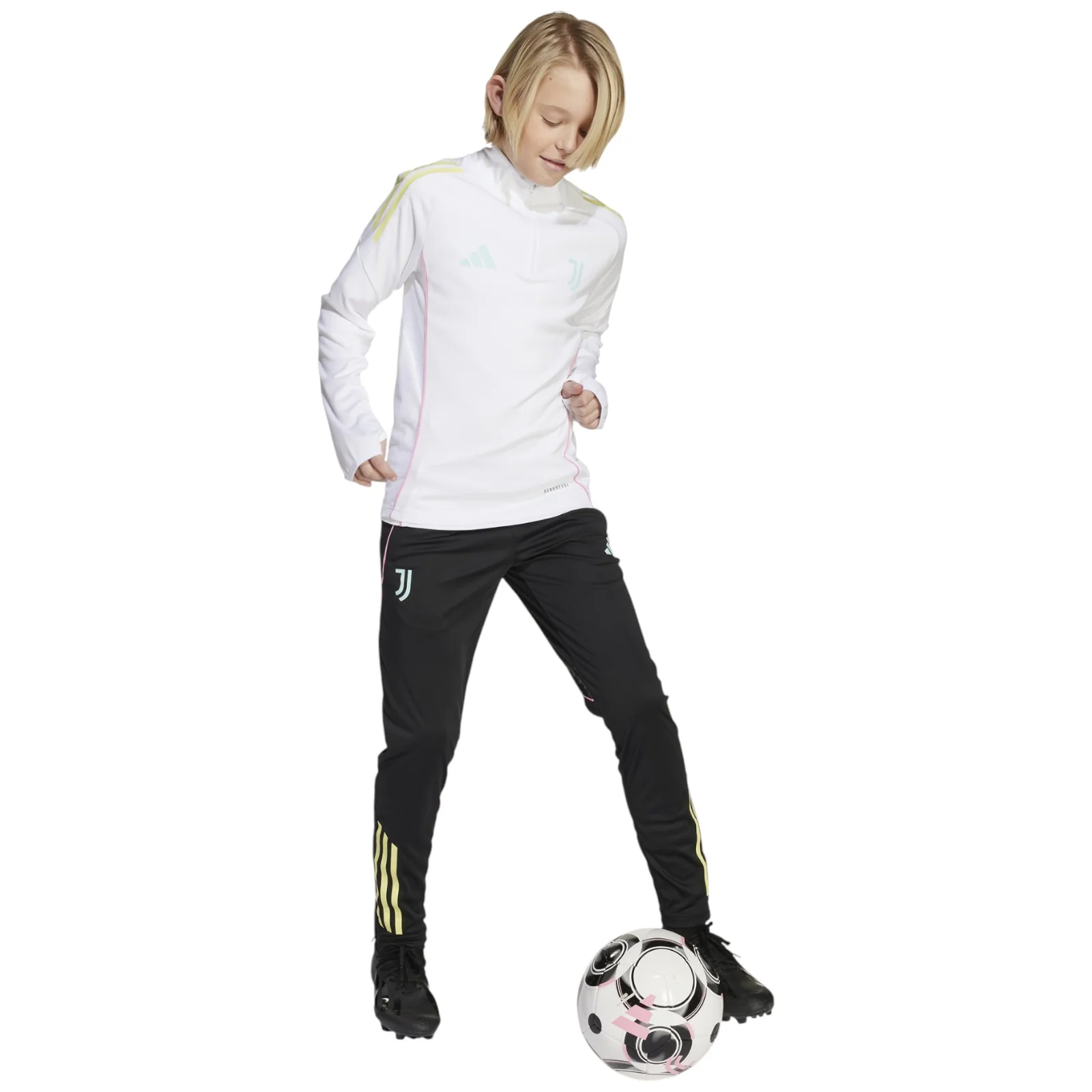 4132-adidas-juventus-football-kids-2025-26-training-pant-8.webp adidas Juventus Football Kids 2025/26 Training Pant