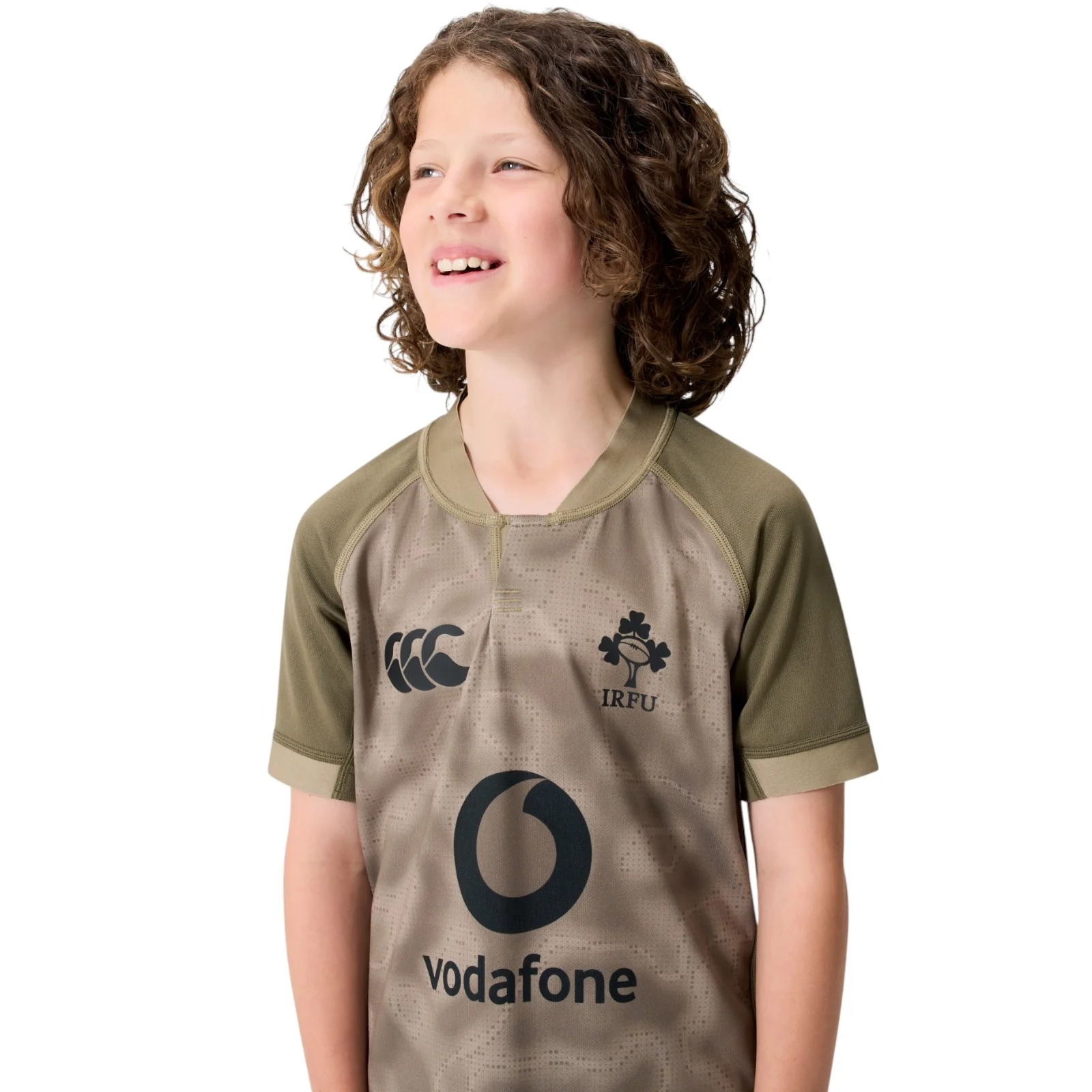 7142-canterbury-irfu-ireland-rugby-2025-26-kids-train-pro-jersey-6.webp Canterbury IRFU Ireland Rugby 2025/26 Kids Train Pro Jersey
