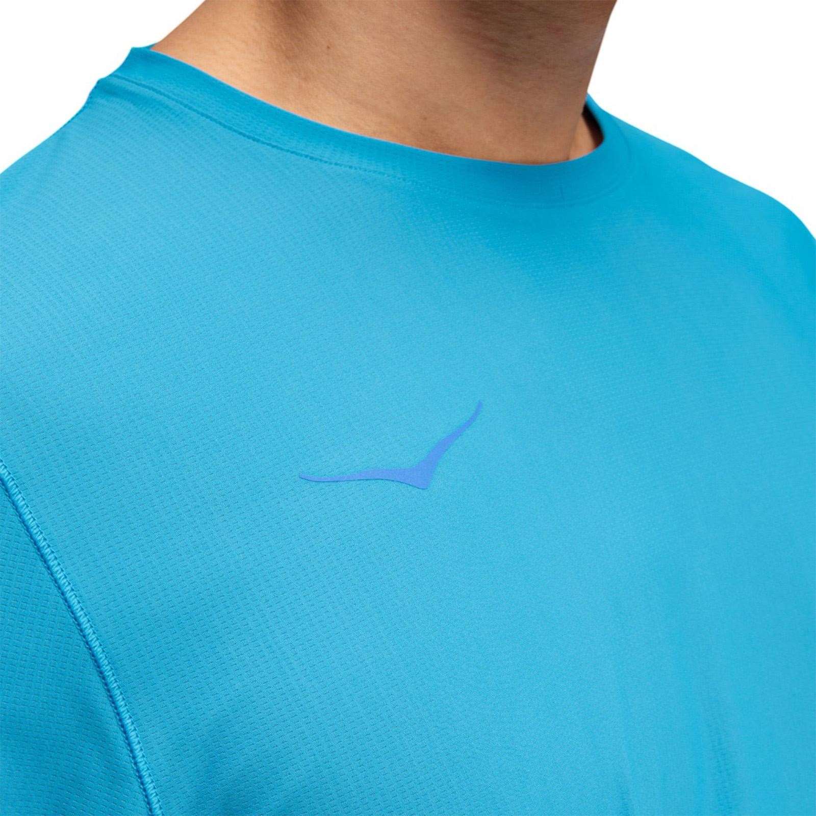 9009-hoka-airolite-short-sleeve-2-0-mens-top-4.jpg Hoka Airolite Short Sleeve 2.0 Mens Top