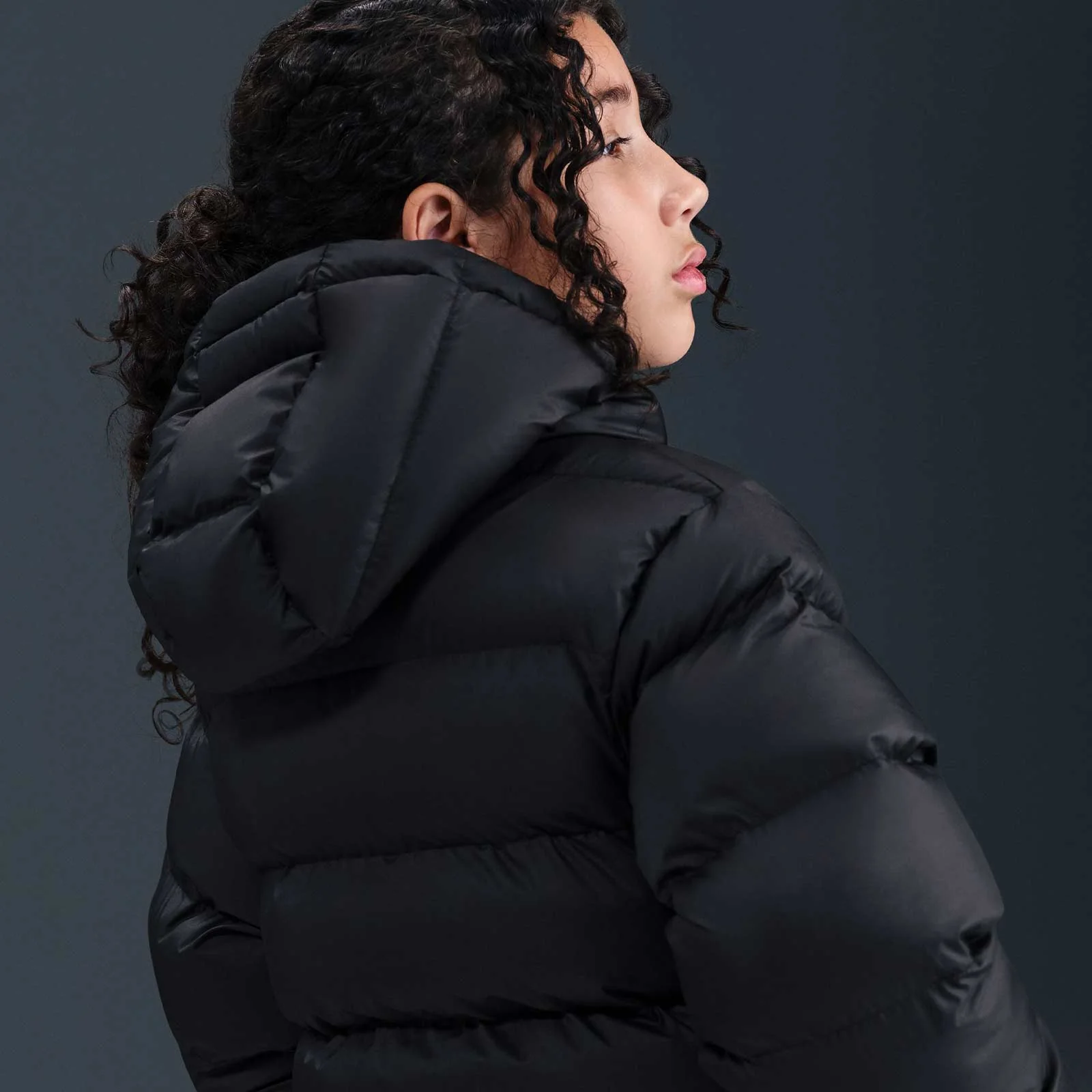 9750-nike-sportswear-all-day-play-kids-therma-fit-loose-fit-puffer-jacket-6.webp Nike Sportswear All Day Play Kids Therma-FIT Loose-Fit Puffer Jacket