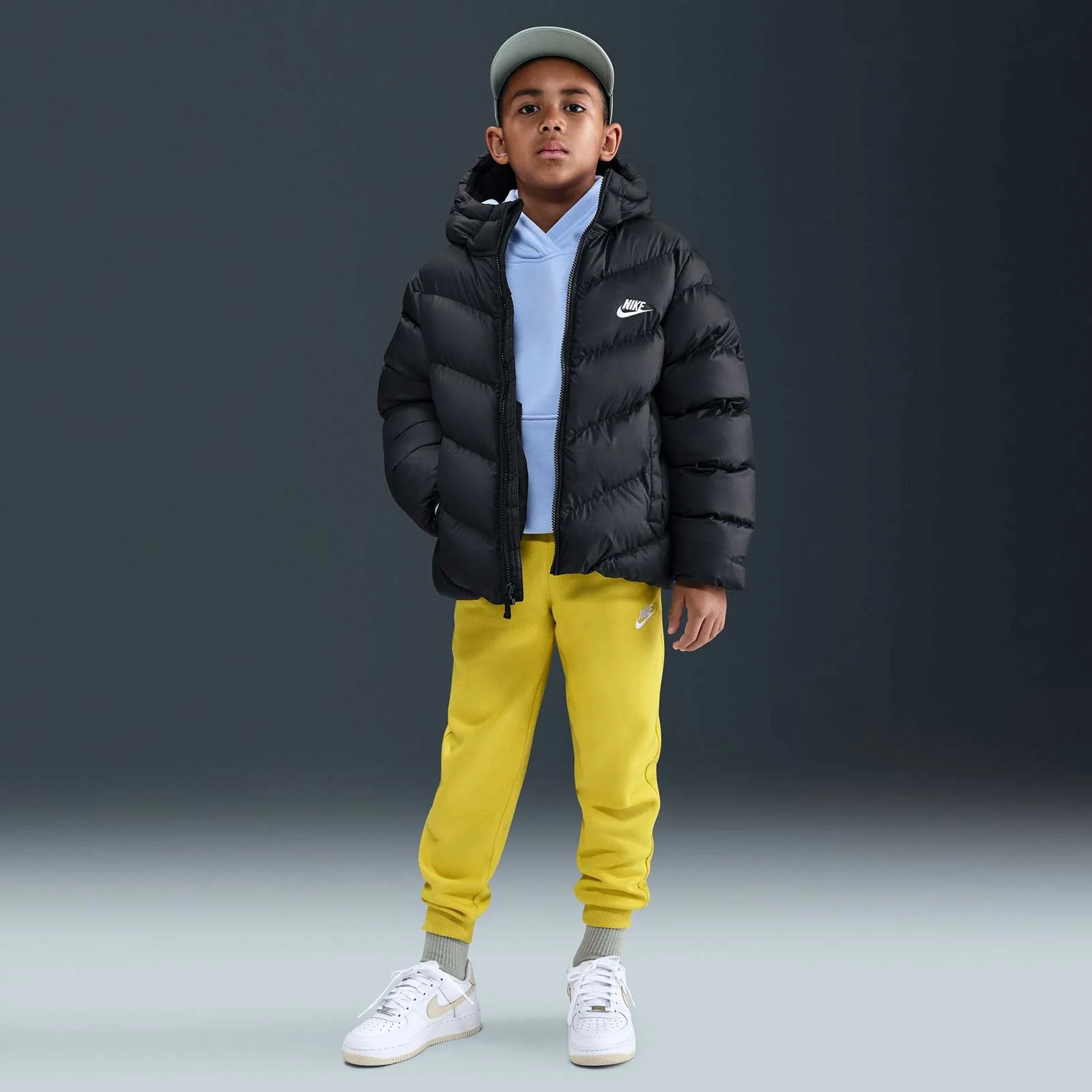 9750-nike-sportswear-all-day-play-kids-therma-fit-loose-fit-puffer-jacket-9.webp Nike Sportswear All Day Play Kids Therma-FIT Loose-Fit Puffer Jacket